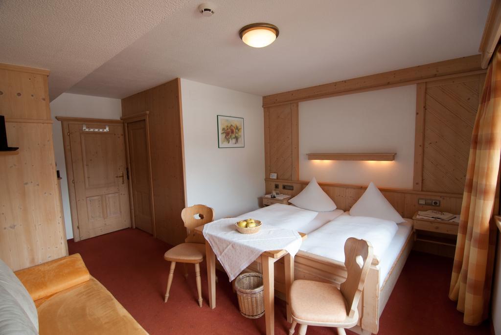 Pension Strolz Bichlbach Room photo